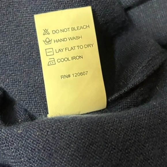 Emerson Street Clothing Company Notre Dame Tunic Length Sweater - Picture 10 of 10